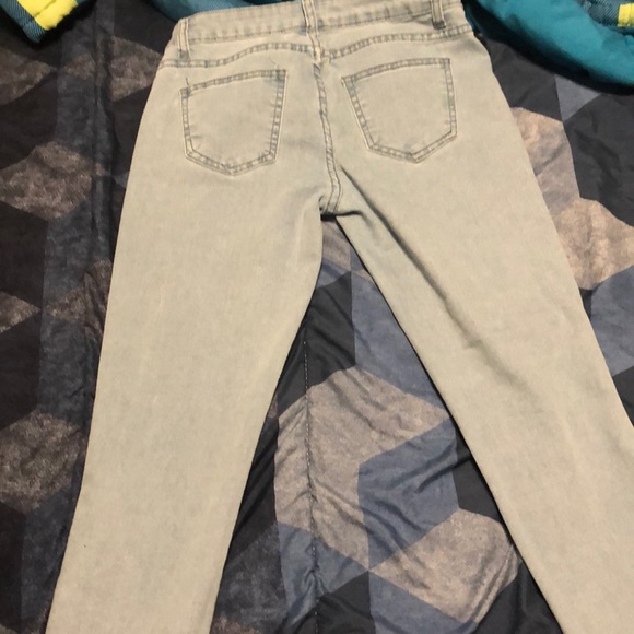 Pearled Jeans - Picture 5 of 5